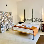 Casa Intera Con Terrazzo