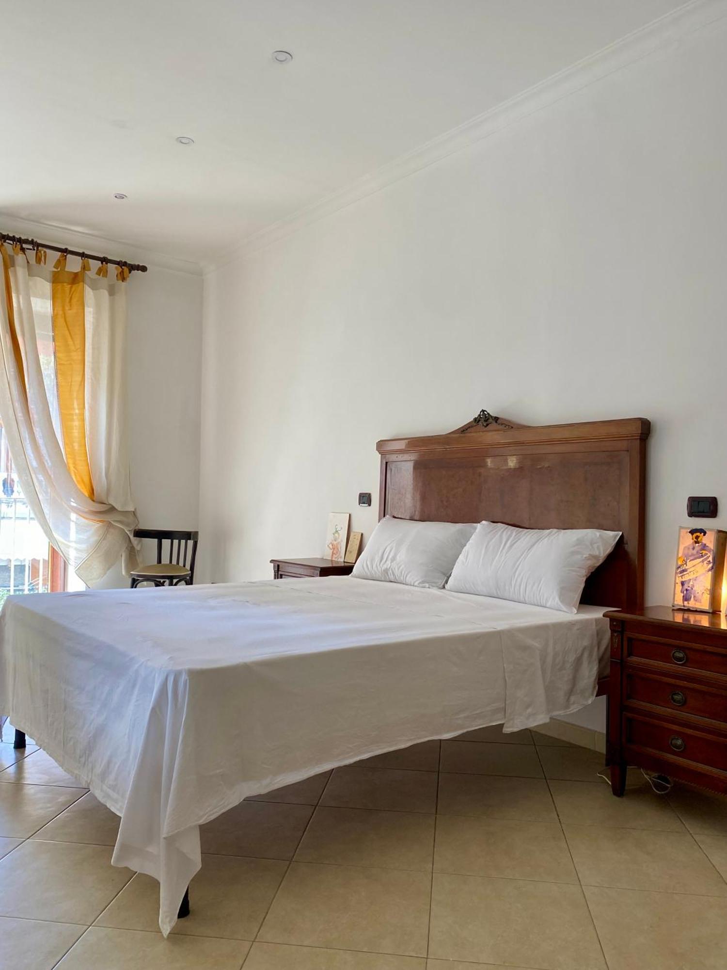 Casa Intera Con Terrazzo