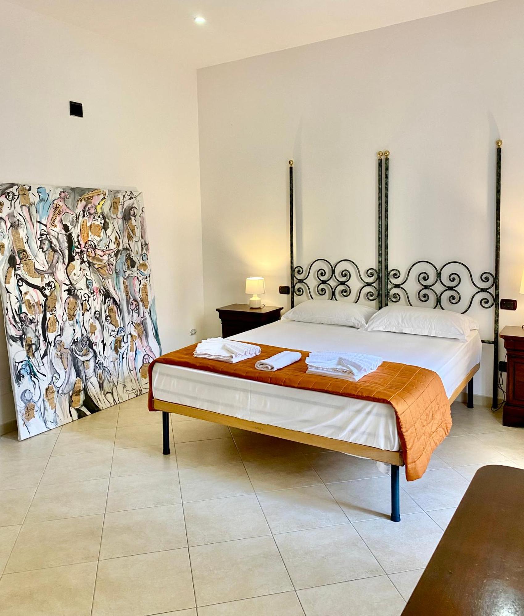 Casa Intera Con Terrazzo * Napoli