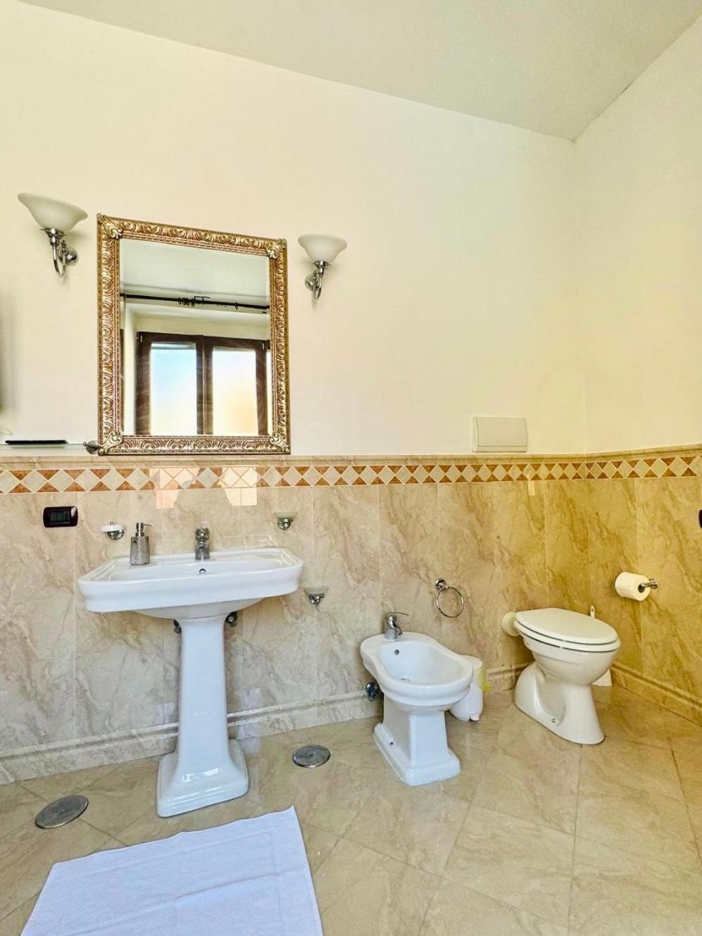 Casa Intera Con Terrazzo Appartamento