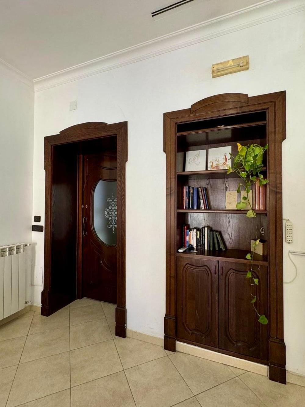 Casa Intera Con Terrazzo *